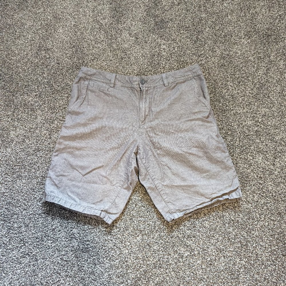 Men's Express Classic Fit Cotton/Linen Blend Shorts - size 33